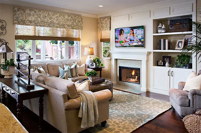 Living Room Layout with Sofa Table