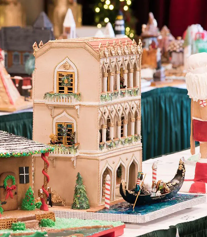 Venetian Gingerbread House