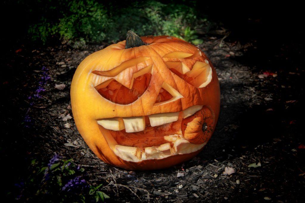 Halloween Pumpkin Carving Ideas | Cannibal Pumpkin III