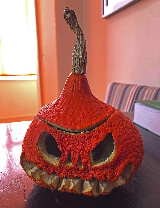 Halloween Pumpkin Carving Ideas | Dried Carved Pumpkin