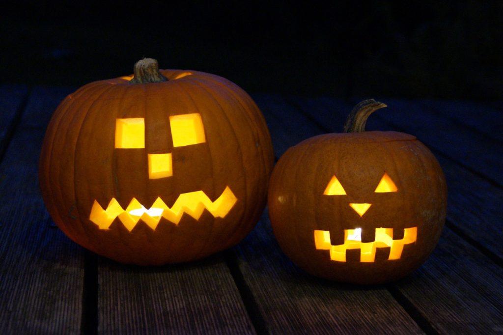 Halloween Pumpkin Carving Ideas | Simple Carving