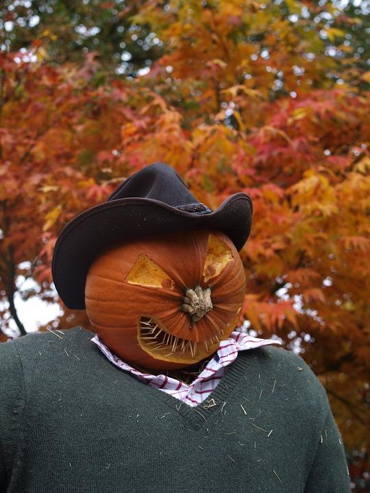Halloween Pumpkin Carving Ideas | Scarecrow Pumpkin