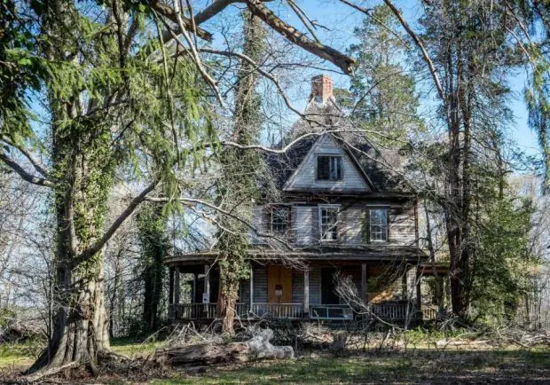 Winderbourne Abandoned Mansion