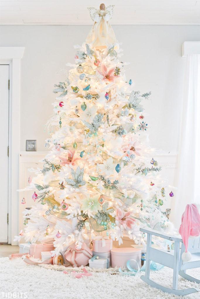 50+ Beautiful Christmas Trees | Tree Decor Ideas | Art & Home