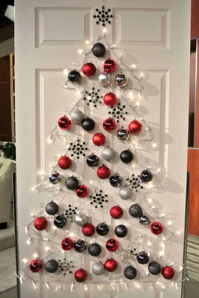 Wall (or Door) Mounted Christmas Tree