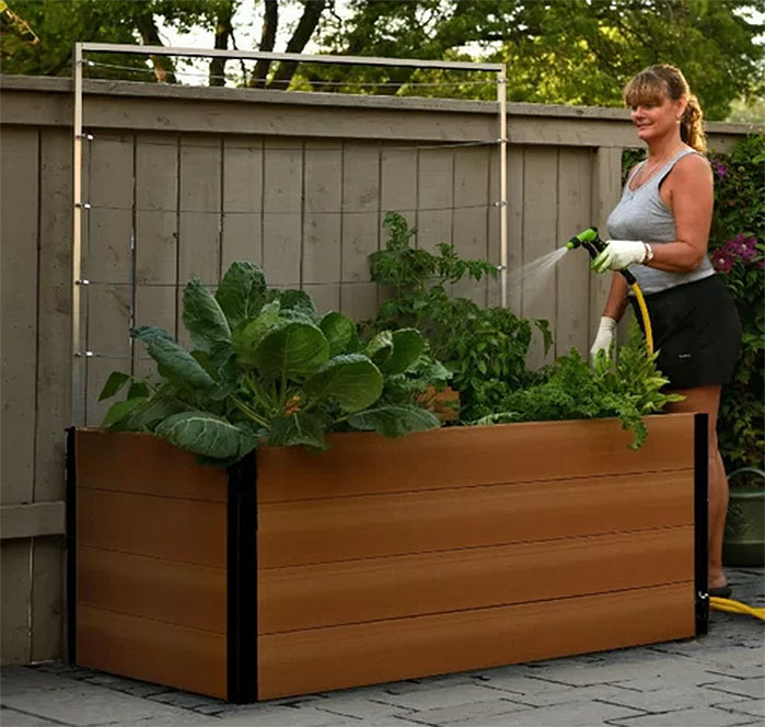 Vita Gardens 5 x 3 Keyhole Composting Raised Garden