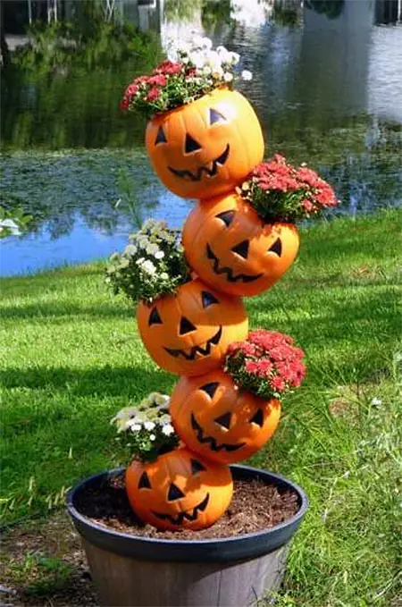 DIY Pumpkin Tower Planter