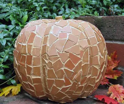 DIY Terra Cotta Mosaic Pumpkin