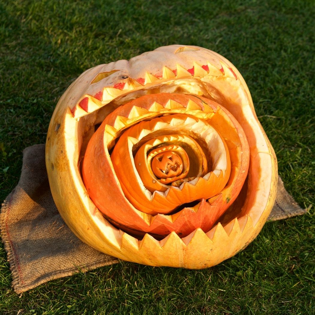 Halloween Pumpkin Carving Ideas 2021