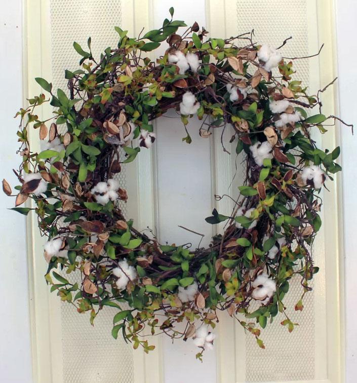 Cotton & Eva Herb Leaves Wreath