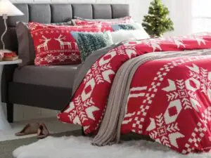 Easy Christmas Bedroom Decor Makeover