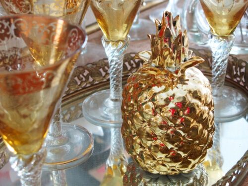 Pineapple Decor - A Symbol of Hospitality | Art & Home