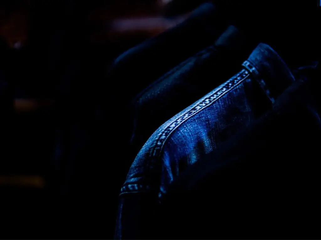 Canadian Slang - What does "Canadian Tuxedo" Mean?
