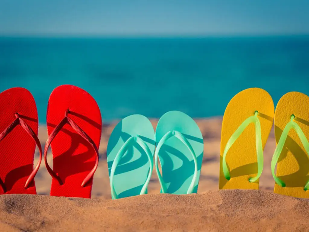 What are Thongs in Canada? 