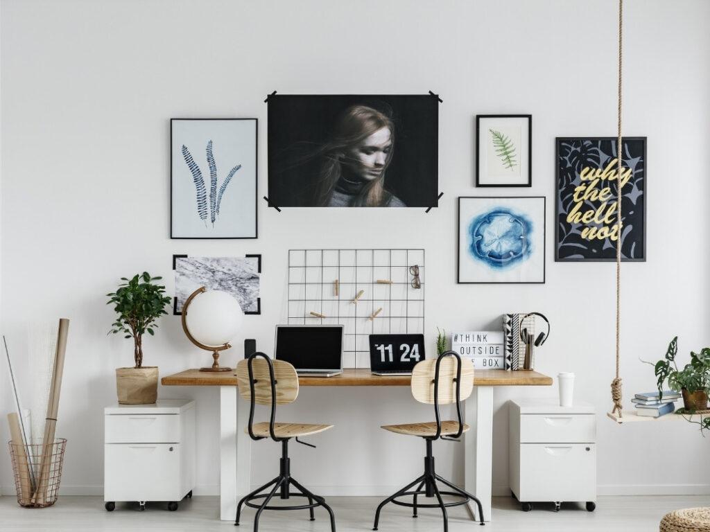 https://artandhome.net/wp-content/uploads/2021/12/Home-Office-Wall-Art-Decor-Ideas-1024x768.jpg